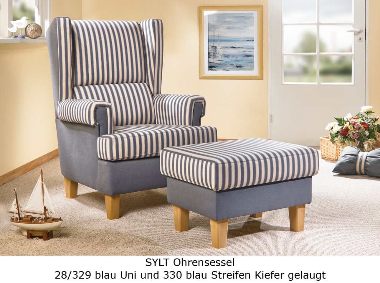 SYLT_Ohrensessel_28_329_blau_Uni_330_blau_Streifen_Kiefer_gelaugt