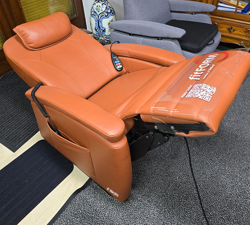 Fitform 570 Vario, Aufstehsessel, Pflegesessel, Herz-Waage-Liegeposition