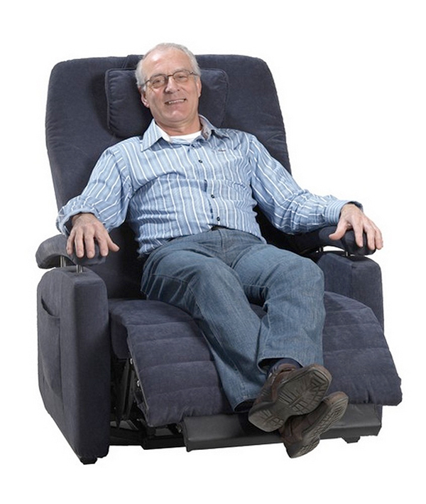 Fitform XXL Pflegesessel für Übergewichtige bis 225 kg belastbar.