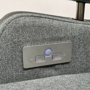 Pflegesessel mit Massageeinheit.