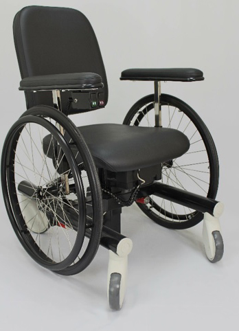 Trippelstuhl Arollo für Rollstuhlfahrer.